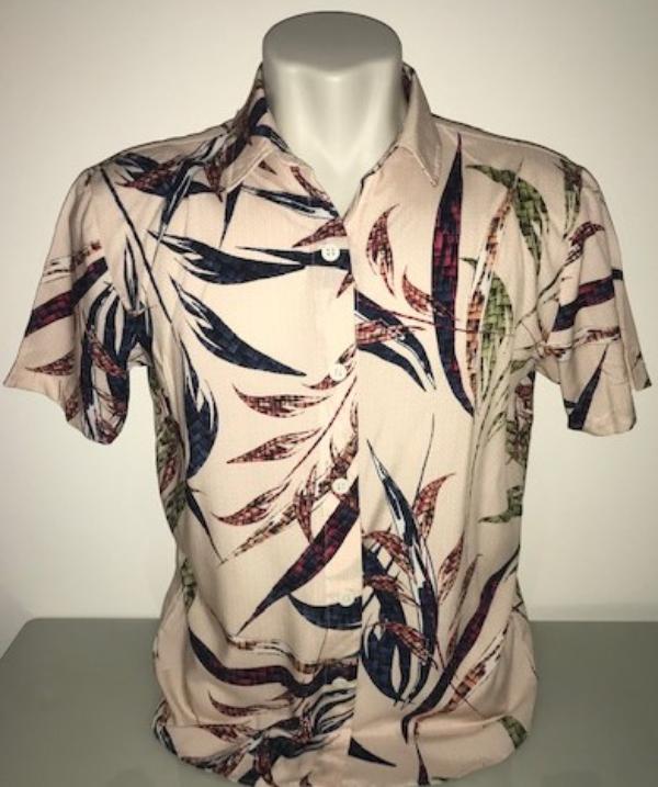 Kit-com-02-Camisas-Estampada-Masculino-modelo-Slim-Floral-havaiano-praiano-rosa-e-royal
