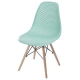 Cadeira Eames Furadinha Cor Tiffany Com Base Madeira - 55986