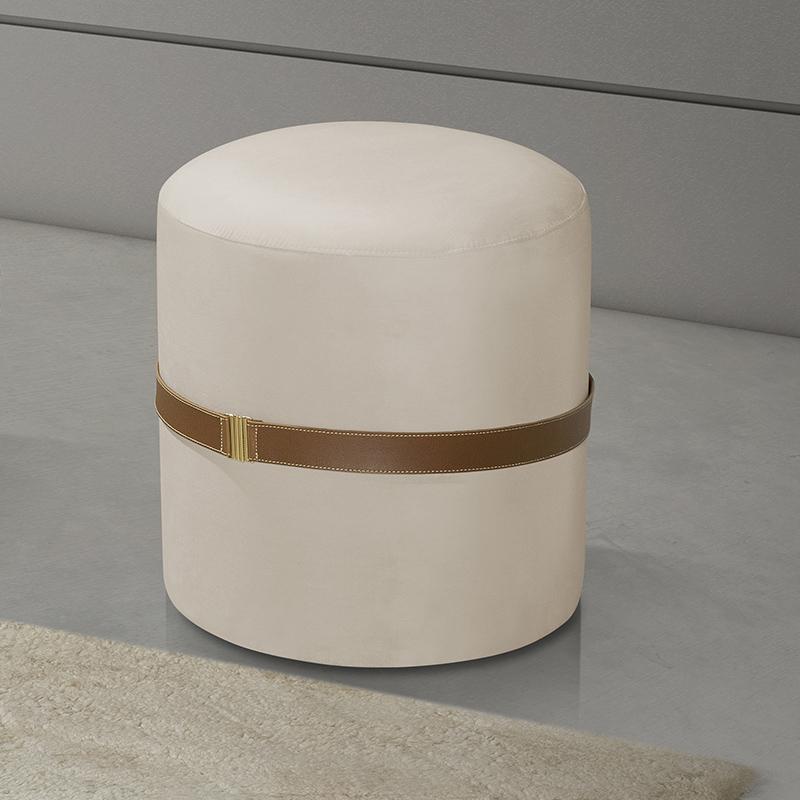 Puff Berlim Decorativo Redondo Com Cinta Areia