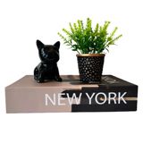 Kit Decoração Livro New York + Bulldog Preto + Vaso Bolinha