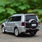 1/32 Modelo De Liga De Carro De Brinquedo Die Cast Sound Light Steering Shock