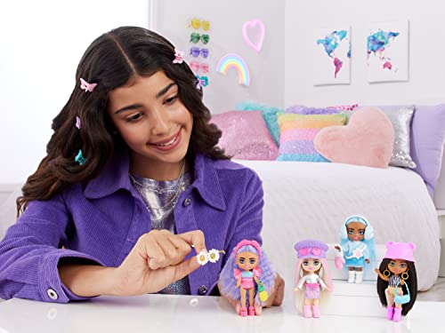 Barbie Extra Mini Minis Boneca De Viagem Com Moda De Inverno E