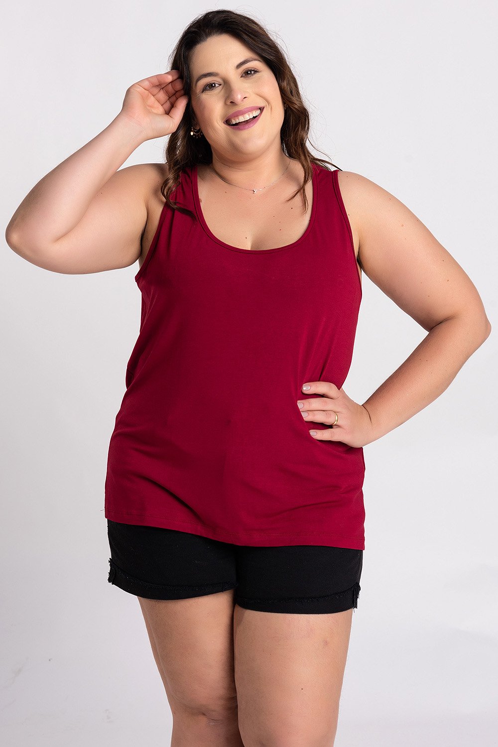 Regata Feminina Plus Size Básica Visco - Serena