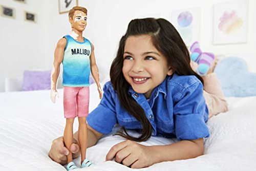 Boneca Barbie Ken Fashionistas 192 Cabelo Curto Castanho Vitiligo Regata Malibu Bermudas Vermelhas Sandálias Azuis Brinquedo 3-8 Anos