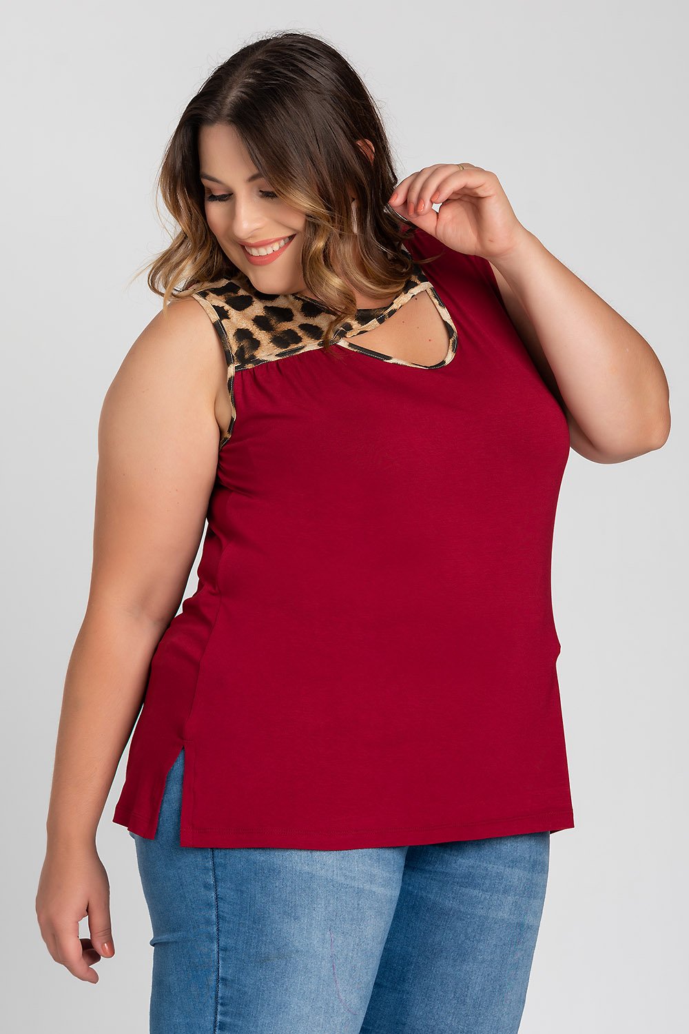 Regata Feminina Plus Size Visco Detalhes Animal Print - Serena