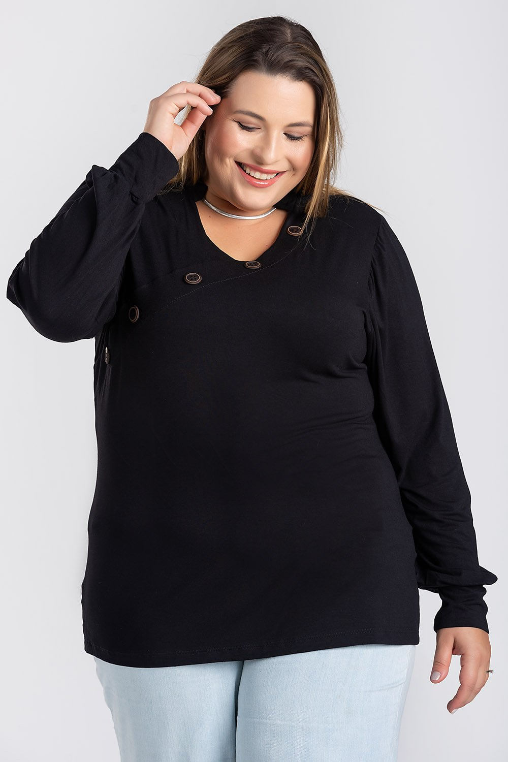 Blusa Feminina Plus Size Mangas Bufantes Com Golinha E Recorte Frente Com Botões - Serena