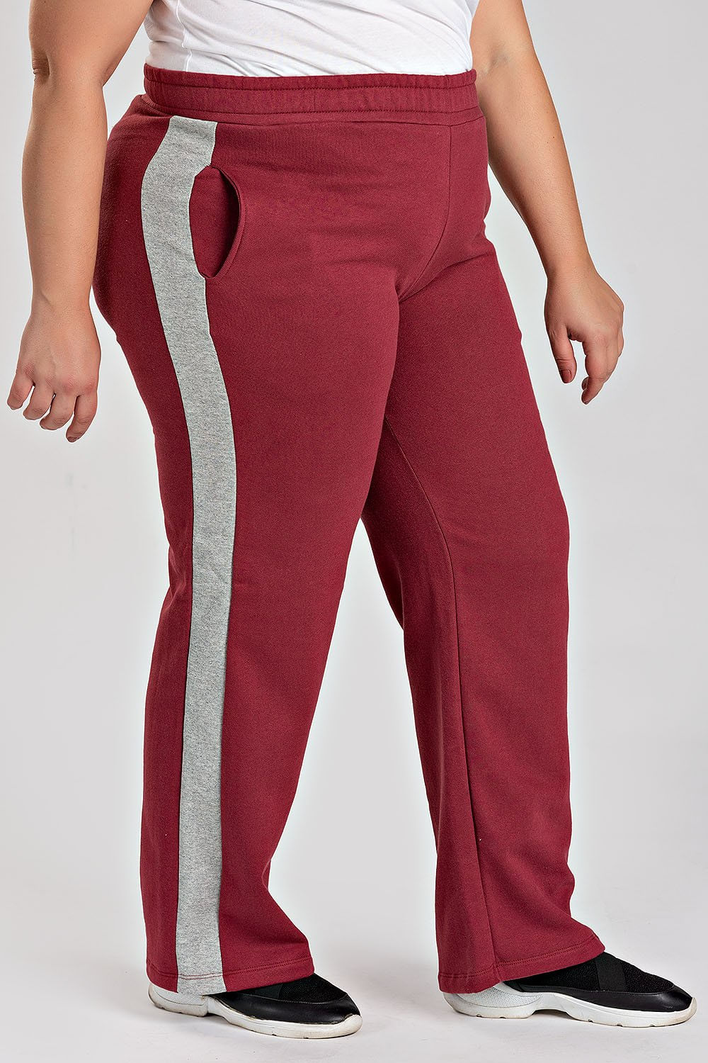 Calça Feminina Plus Size Wed Leg Moletom Faixa Lateral Cós Com Elástico Bolsos Funcionais - Serena