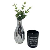 Conjunto de vaso prata e vela decorativa