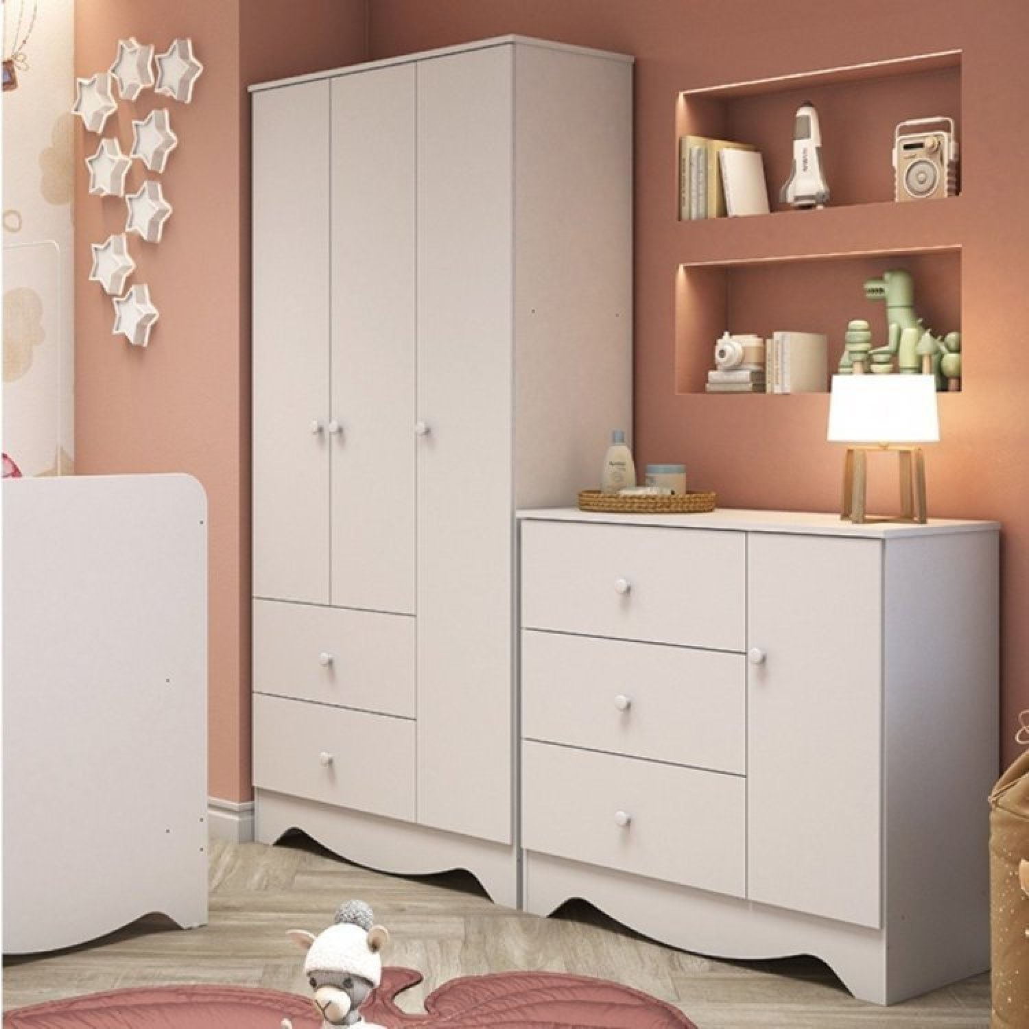 Quarto De Bebê Com Cômoda 3 Gavetas E Guarda Roupa 3 Portas Pirueta Branco Brilho