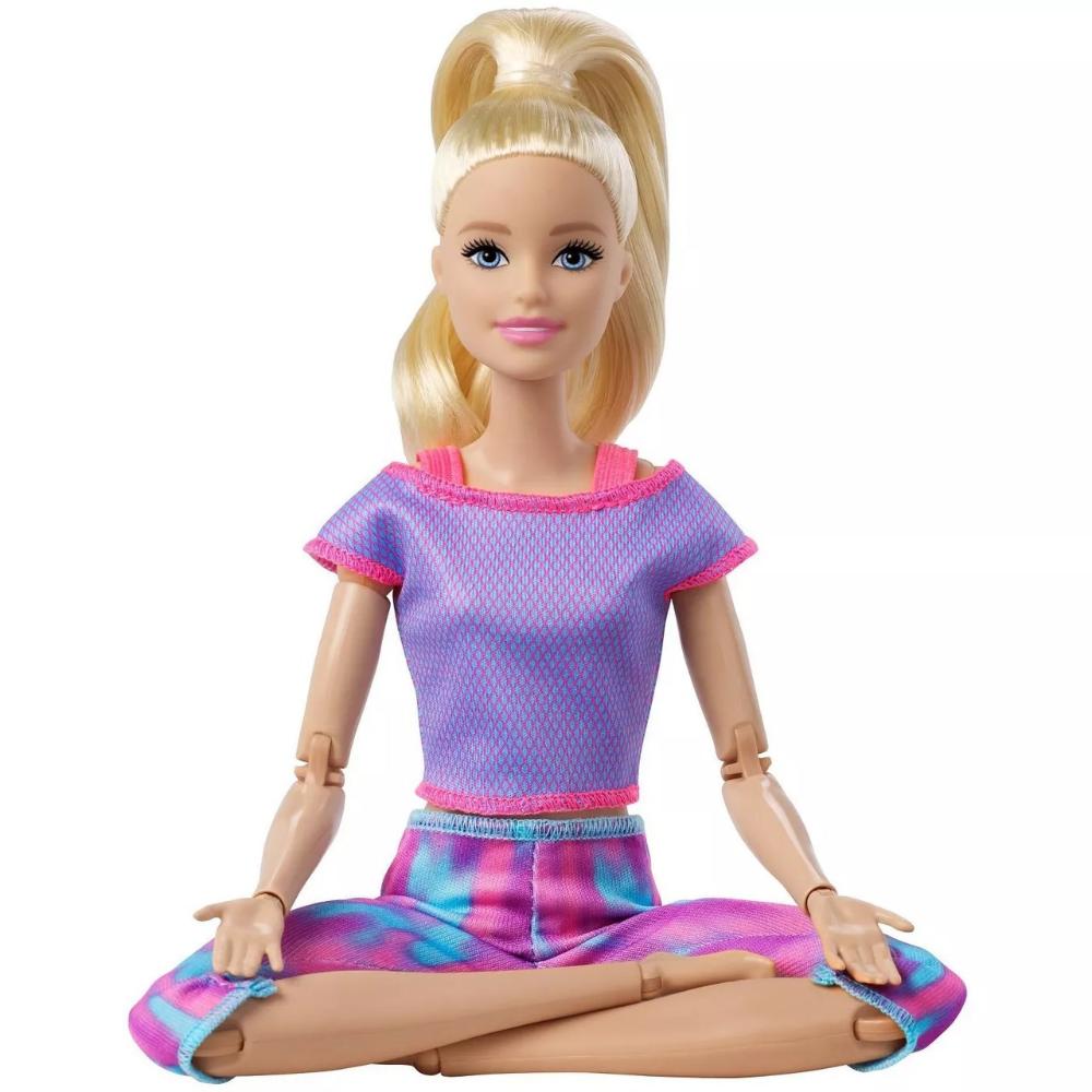 Barbie loira hiper-realista com características realistas