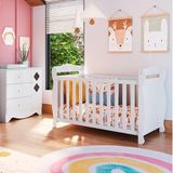 Quarto De Bebê Berço Americano E Cômoda Com Janelas Losango Cocada Yescasa Branco Brilho