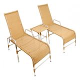Espreguiçadeiras E Mesa Confortável Para Piscina Avelã