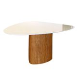 Mesa De Jantar Cone Orgânica 100x103 Cm Tampo Laca Branca Base Freijó Cor Marrom