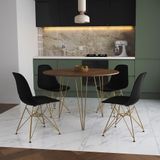 Mesa Jantar Redonda 110cm Amêndoa Clips 3 Pés Com 4 Cadeiras Pretas Base Dourada - Cor: Amendoa