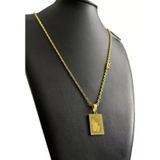 Cordão Cadeado 2mm + Plaquinha Fé Mão Orando Banhado A Ouro