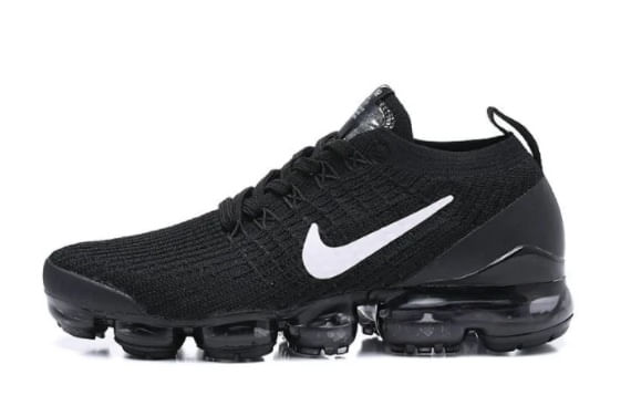 Tênis Vapormax 3.0 Flyknit Preto E Branco Importado