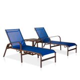 Kit 2 Espreguiçadeiras De Alumínio Em Tela Sling + 1 Mesinha Lateral Para Piscina, Área Externa, Resort E Hotel - Marrom E Tela Azul