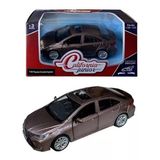 Miniatura Toyota Corolla Hybrid 1/43 California Junior