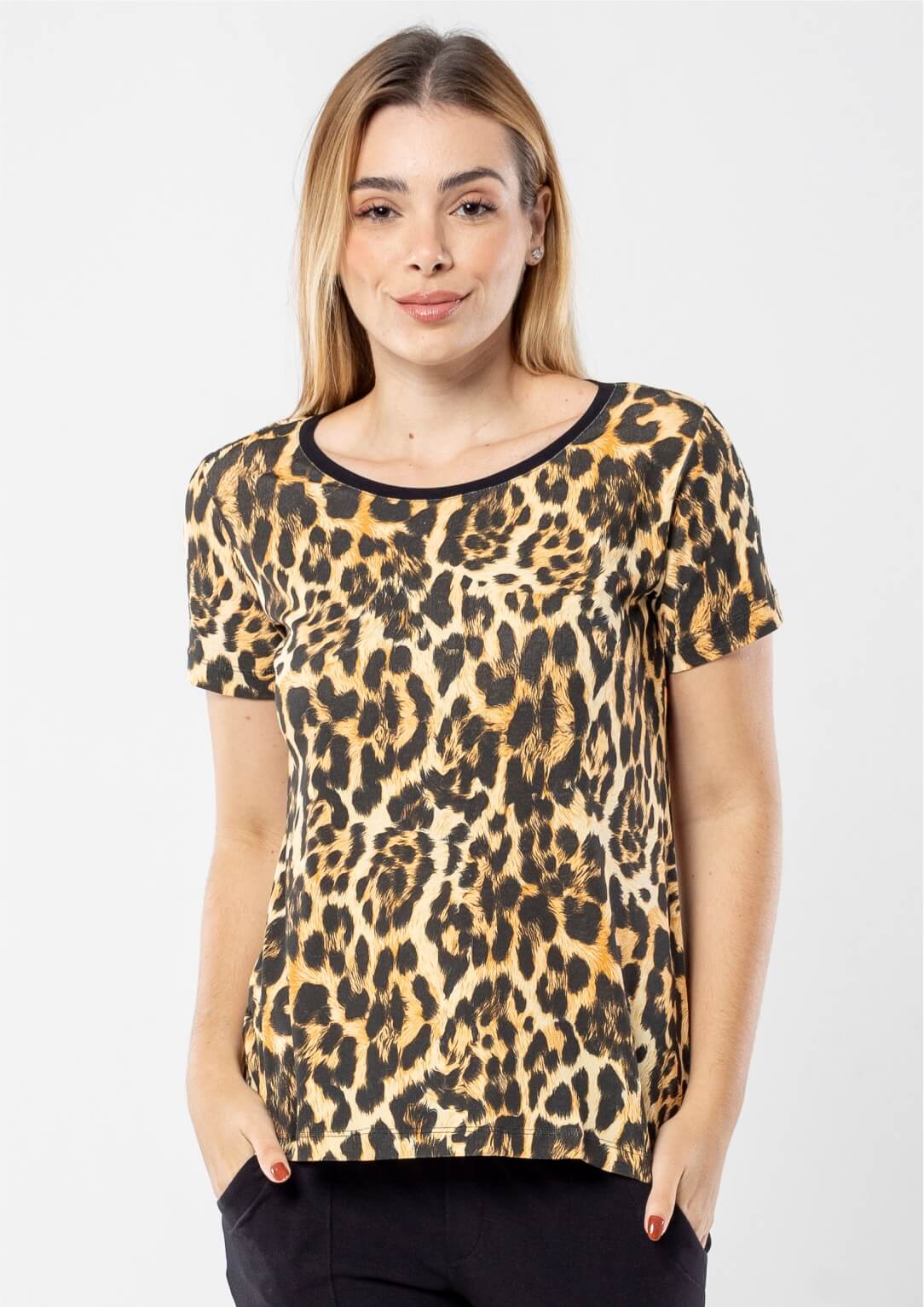 Blusa Manga Curta Pau A Pique Estampada Animal Print Preto - Gg