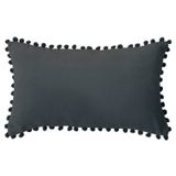 Capa De Almofada Retangular Preta Com Pompon 50x30cm