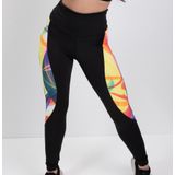 Calça Legging Preta Com Recortes Lateral Estampado