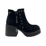 Bota De Tornozelo Feminina De Camurça Cáqui Com Tachas Douradas