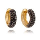 Brinco Feminno De Argola Cravejado Com 3 Filas De Zircônias Pretas Banhado Em Ouro 18k