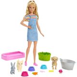 Barbie Play 'n' Wash Pets Playset com Boneca Loira, 3 Animais de Mudança de Cor um Filhote, Gatinho e Coelhinho e 10 Acessórios para Animais de Estima