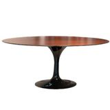Mesa De Jantar Tulipa Saarinen Oval 160x90 Cm Tampo Imbuia Base Preta