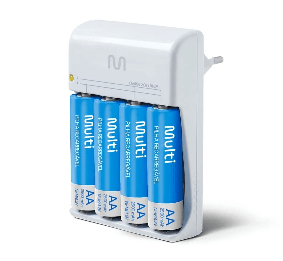 Carregador De Pilhas Multilaser Aa/aaa + 4 Pilhas Aa 2500mah