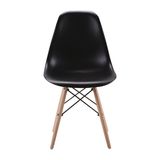 Cadeira Eames Carrefour Preta