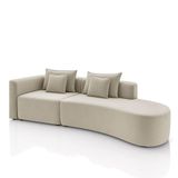 Sofá Curvo Decorativo Kimiko 297cm 2 Lugares Sala De Estar Com Chaise Veludo Bege G52 - Gran Belo