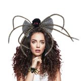 Kit Halloween Acessório Para Fantasia: Tiara Aranha Pernas Grandes + Pulseira Bracelete Bate Enrola