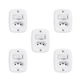 Conjunto De 5 Interruptores De 1 Tecla Simples E Tomada 2p+t 20a , Com Placa De Sobrepor Branco