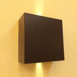 Arandela Cubo Preto L12cm C12cm A5,2cm 1xled Integrado 4w 3000k 260lm Ip65 Preto