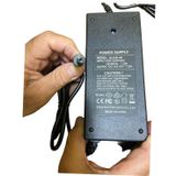 Fonte Para Bike Scooter 54.6v 2a Carregador Para Bateria 48v