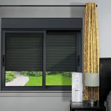 Janela Elite 2 Folhas Moveis Com Persiana Integrada Correr Com Motor E Controle Remoto 120 X 120 Vidro Liso Preto