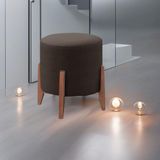 Puff Estofado Decorativo Redondo Sala De Estar Madrid Suede Marrom