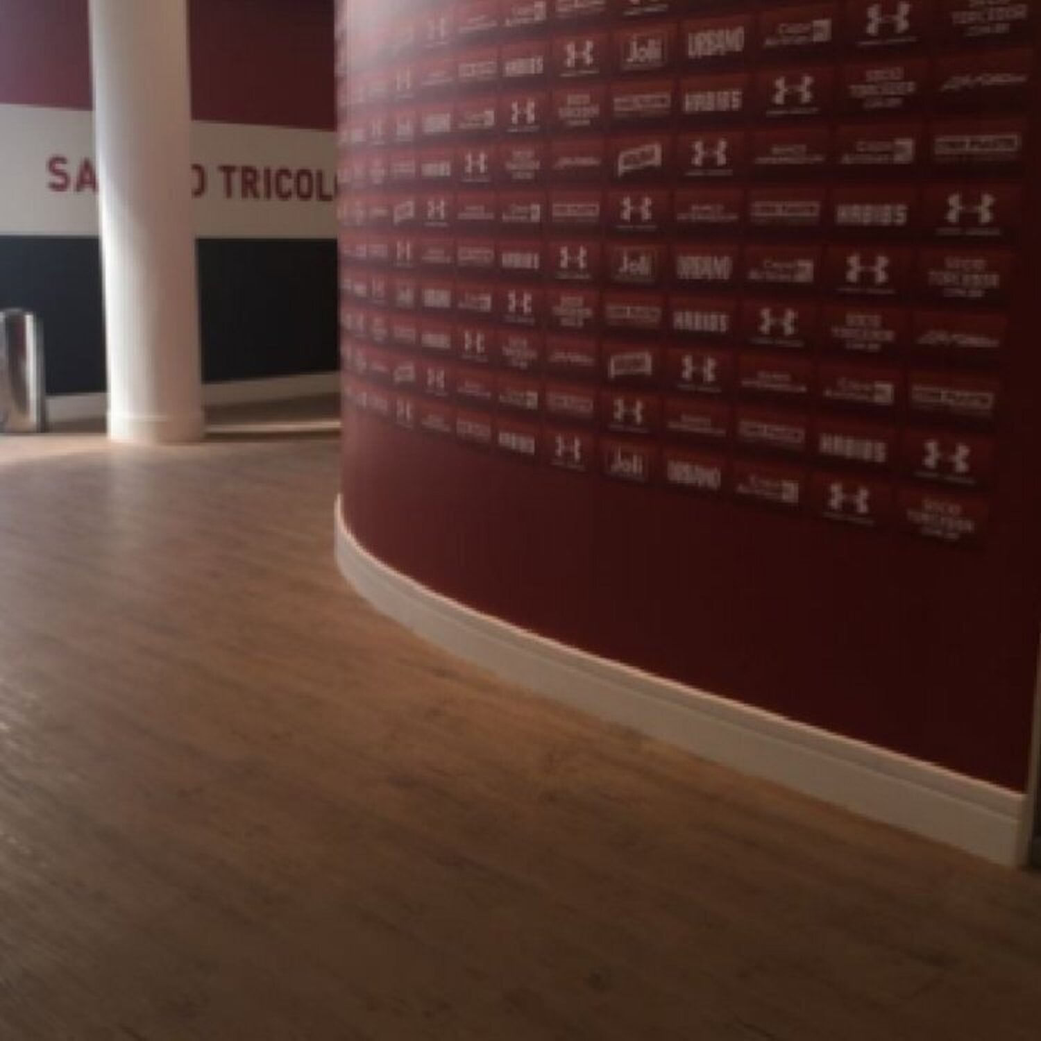 Kit Com 30 Barras Rodapé De Poliestireno 11cm X 18mm X 2.44m Frisado Mf11 Nmc 72m Branco