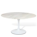 Mesa Saarinen Tulipa Oval Espirito Santo 160x90cm Branco