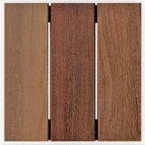 Deck em Placa Modular de Madeira Cumarú 28cmx28cm Isabela Revestimentos Marrom
