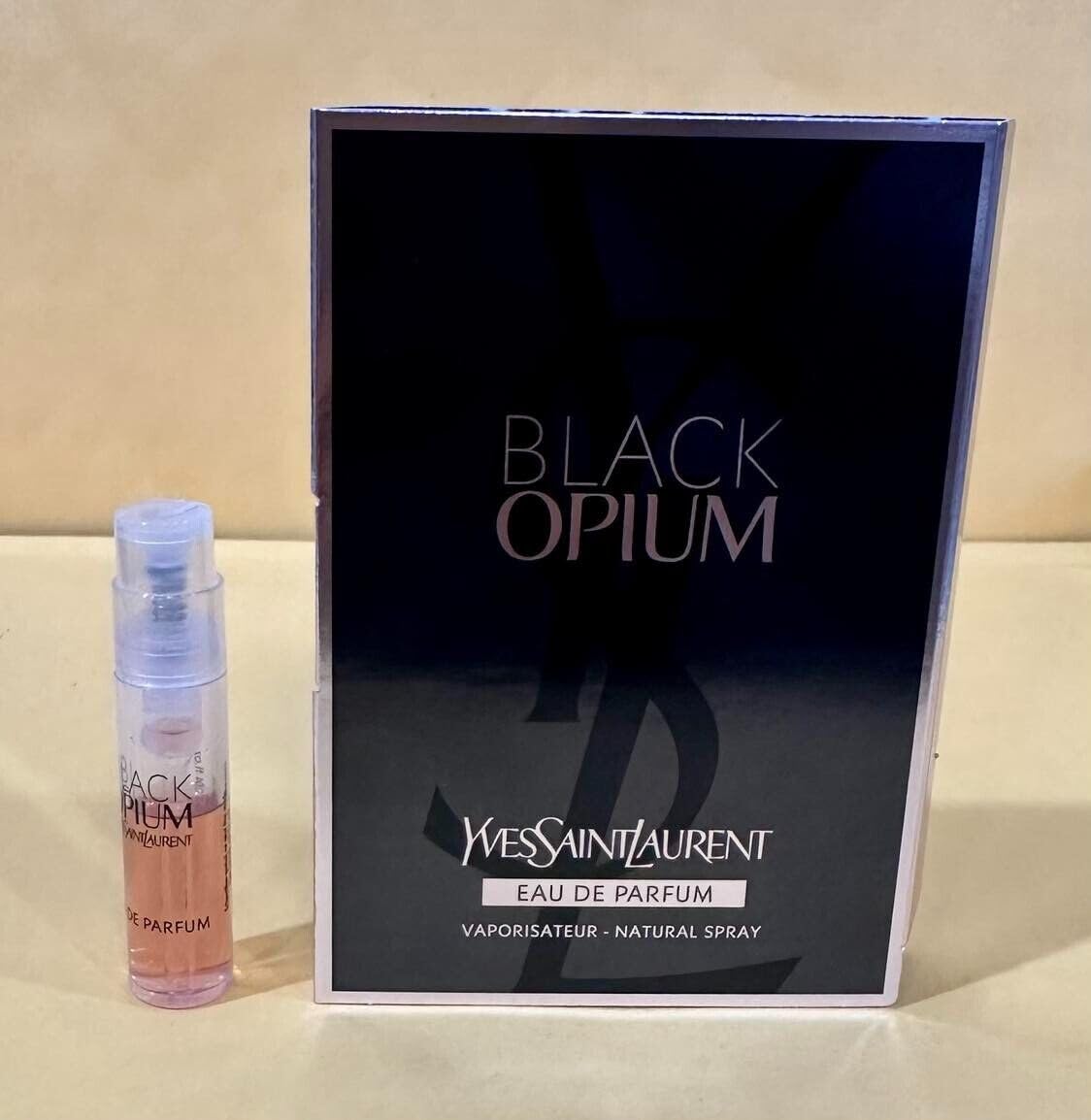 Perfume Yves Saint Laurent Black Opium 1,2 Ml Para Mulheres