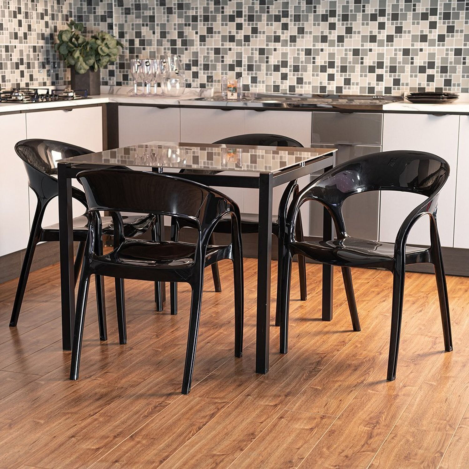 Conjunto 12 Cadeiras De Plástico Polipropileno Empilhável Glass Plus Preto