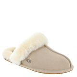 Chinelo Feminino Ugg Scuffette Ii De Camurça Arenosa Com Pele De Carneiro 17 Mm