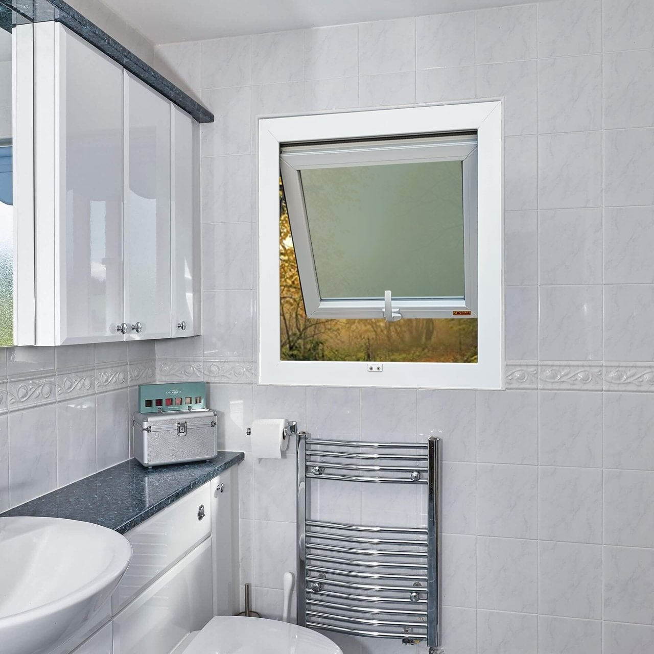 Janela De Pvc Maxim-ar 60x80cm Com Vidro Mini Boreal Itec Brimak Branco