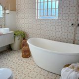 Banheira De Imersão Mondialle Modelo Bologna 160cm X 83cm X 63cm Em Acrilico Branco