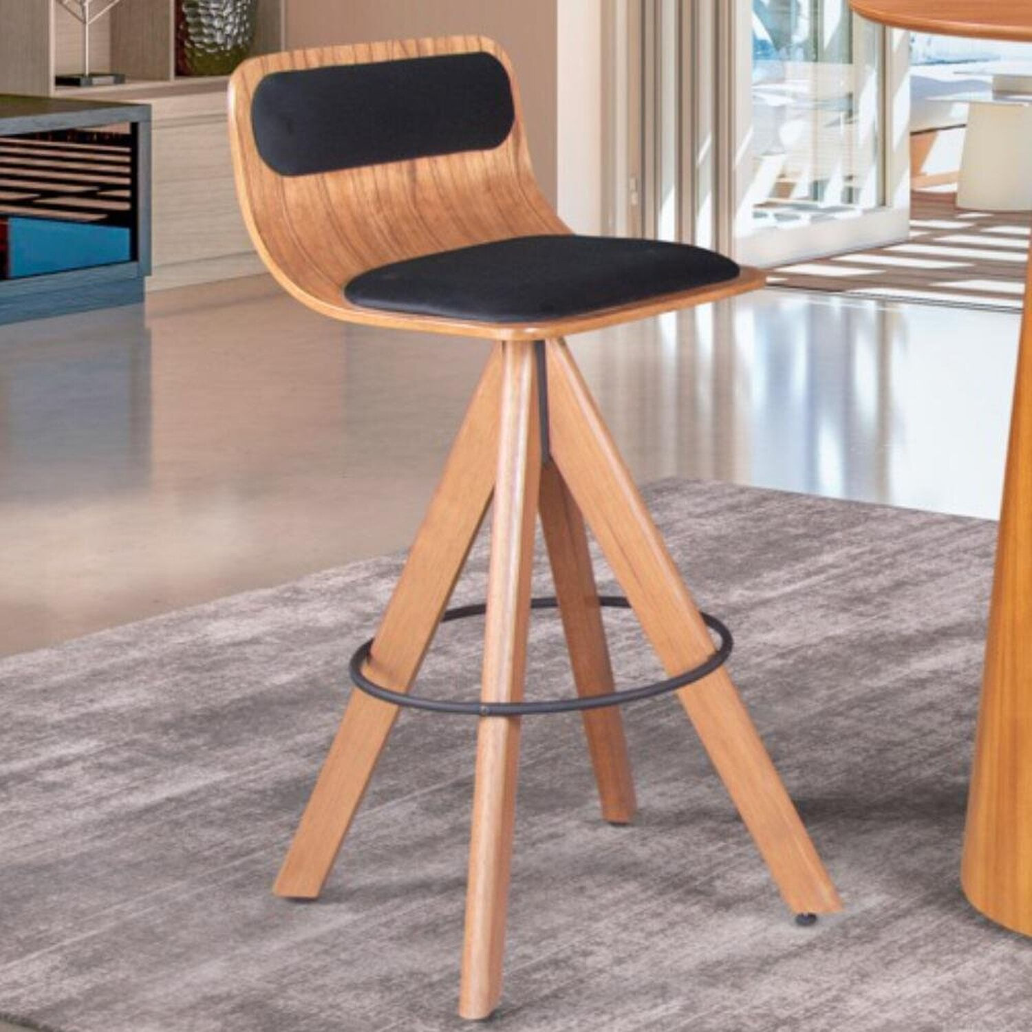 Banqueta Linea Base Em Madeira Maciça E Assento E Encosto Estofado Espresso Móveis Mel/preto