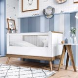 Berço Mini Cama Padrão Americano Canção De Ninar Branco Acetinado Com Amêndola Rústica