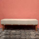 Banco Decorativo Recamier Lounge Para Sala E Quarto Em Linho Bege Claro