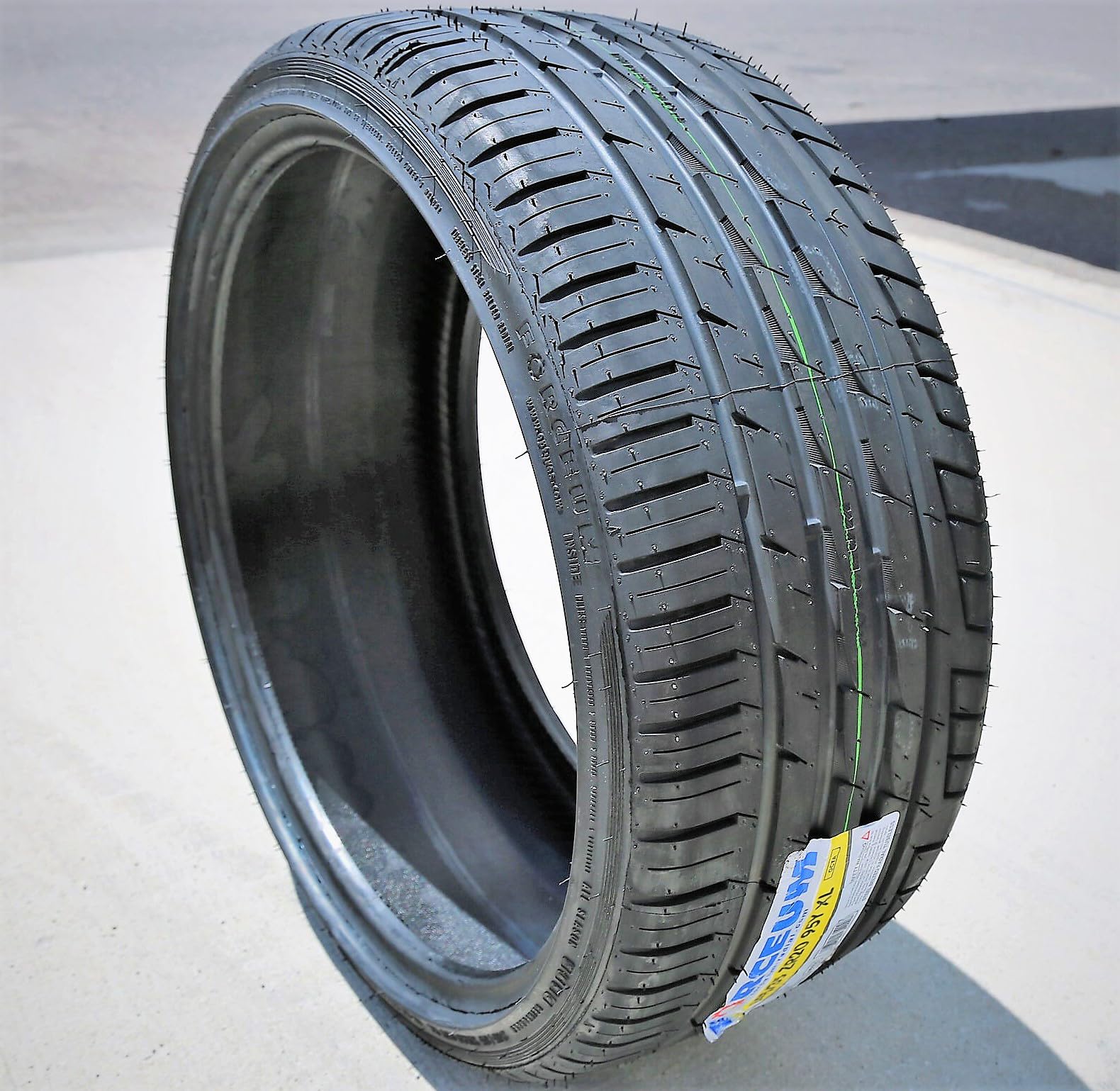 Pneu Forceum Octa All-season De Alto Desempenho 245/35r20 95y